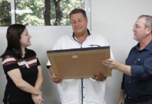 Macarrão, ex-prefeito de Mira Estrela, é homenageado no Hospital de Base