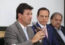 Governo de SP anuncia suspensão de aulas e eventos com mais de 500 pessoas