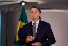 Bolsonaro volta atrás e revoga MP que permitia suspensão de contratos trabalhistas