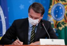 Coronavírus: Bolsonaro edita MP que permite suspensão de contrato de trabalho por 4 meses