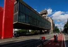 Brasil registra 1.546 casos e 25 mortes por covid-19, diz ministério