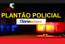 Após colidir contra carro, motociclista fica ferido