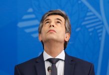 Teich deixa o Ministério da Saúde antes de completar um mês no cargo