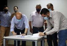 Prefeito assina ordens de serviços para início de obras