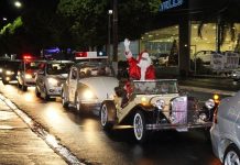 Papai Noel da ACV passa pelas principais ruas da cidade