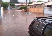 Chuva de 70 milímetros que caiu em apenas 45 minutos, causa graves estragos em Fernandópolis