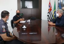 Prefeito recebe comandante da PM para discutir policiamento na cidade