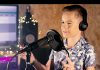 Cantor mirim jalesense lança música com composição de sertanejas conhecidas