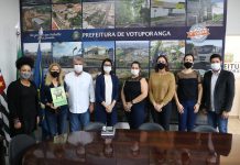 Seba assina Termo de Adesão do Prefeito Amigo da Criança da Fundação Abrinq