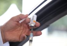 Vacinação em idosos de 67 anos começa nesta terça-feira