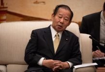 Líder do partido que governa o Japão diz que cancelamento das Olimpíadas ainda é opção
