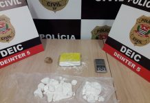 Homem é preso ao ser flagrado com drogas dentro de casa em Rio Preto