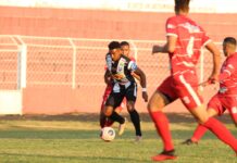 Vice-lanterna Batatais segura o Votuporanguense e ficam no 0 a 0