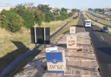 Dupla é presa com cerca de 300 mil maços de cigarros contrabandeados em Mirassol