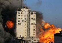 Conflito em Gaza se intensifica com artilharia e bombardeios aéreos