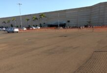 Funcionários de call center voltam a reclamar de atrasos salariais