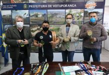 Jura apresenta campeão brasileiro de Levantamento de Peso ao prefeito Jorge Seba