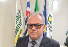 Associação Comercial empossa diretoria 2021/2022