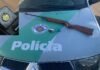 Homem é encontrado com espingarda de pressão adulterada