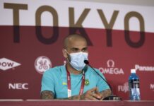 “Sou como o Benjamin Button”, diz Daniel Alves, antes da estreia da Seleção nas Olimpíadas
