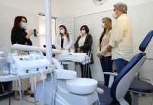 Prefeito Jorge Seba acompanha início de programa de saúde bucal, no Consultorio Municipal do bairro Paineiras