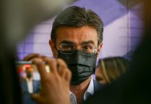 Rodrigo Garcia segue “estilo” Doria e Alckmin para ficar mais perto do eleitor