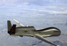 Ataque com drones matou dois membros do Estado Islâmico e deixou um terceiro ferido no Afeganistão, diz exército dos EUA