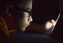 Impacto tecnológico: O celular e o aumento da solidão do jovem