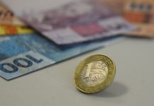 Orçamento de 2022 prevê salário mínimo de R$ 1.169