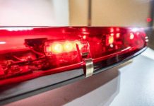 Menino de 2 anos morre afogado na piscina de casa