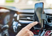 Suporte de celular para o carro é permitido por lei ou o motorista leva multa?