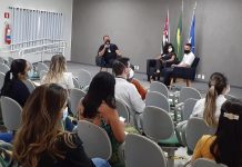 Setembro Amarelo: roda de conversa sobre valorização da vida