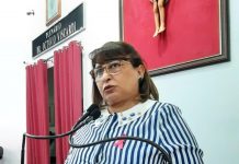 Jezebel Silva pede serviço de tapa-buraco no Jardim Brisa Suave