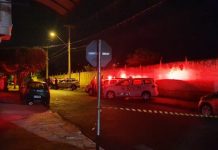 Homem é baleado por policiais depois de esfaquear moradores em Monte Aprazível