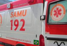 Telhado de escola quebra e funcionário que fazia manutenção cai dentro de sala de aula em Catanduva