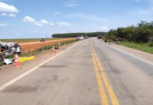 13 pessoas morrem em acidente entre caminhonete e ambulância que transportava pacientes em MT