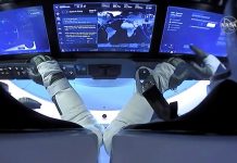 Nova equipe de astronautas chega à Estação Espacial Internacional