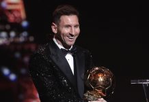 Messi amplia recorde e ganha 7ª Bola de Ouro da carreira