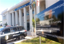 Jovem é deixada na frente de casa inconsciente e sem roupa íntima após encontro com rapaz