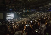 Shows em pé, baladas e 100% das torcidas nos estádios estão liberados em SP a partir desta segunda