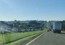 Acidente provoca lentidão na Rodovia Washington Luís em Rio Preto