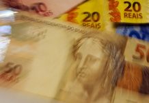 Caixa paga hoje Auxílio Brasil a cadastrados com NIS final 5