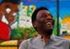 Pelé é internado para continuar tratamento de tumor do cólon em SP