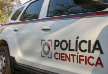 Homem é encontrado morto dentro de piscina em casa