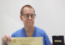 Médico da Santa Casa ganha reconhecimento por 50 anos de Medicina
