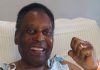 Pelé, em tratamento contra tumor, recebe alta de hospital
