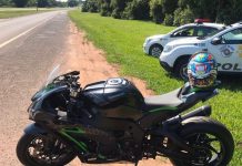 Motociclista é preso ao ser flagrado disputando racha na rodovia Washington Luís