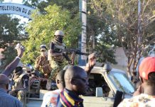 Presidente de Burkina Faso é deposto em golpe na África