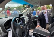 Carlão Pignatari participa de entrega de viaturas policiais e de patrulha rural em Votuporanga