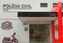 Jovem é preso após espancar dois homens para vingar tentativa de homicídio contra o irmão